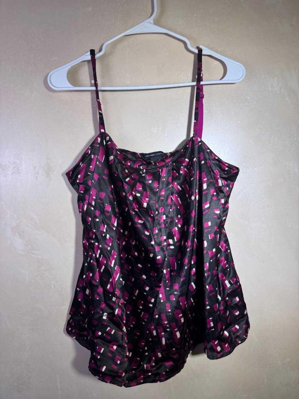 New York & Company Satin Camisole Top - Black & Pink Abstract Print, L
